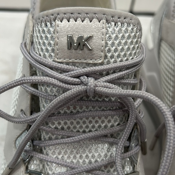 MICHAEL KORS Scout Sneakers Leather Wedge Heel Lace Up Silver Metallic 8M - Picture 12 of 16